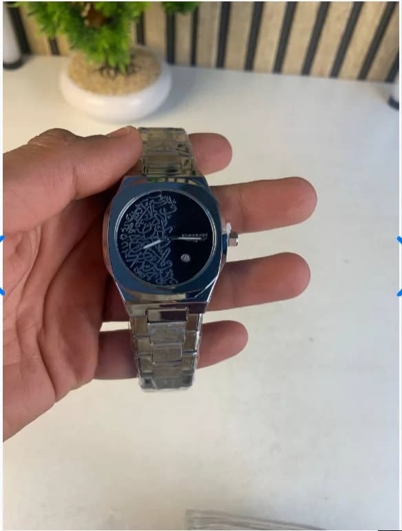 ⌚ ساعة رجالية بتصميم الخط العربي 3D — أناقة وفخامة في معصمك ✨